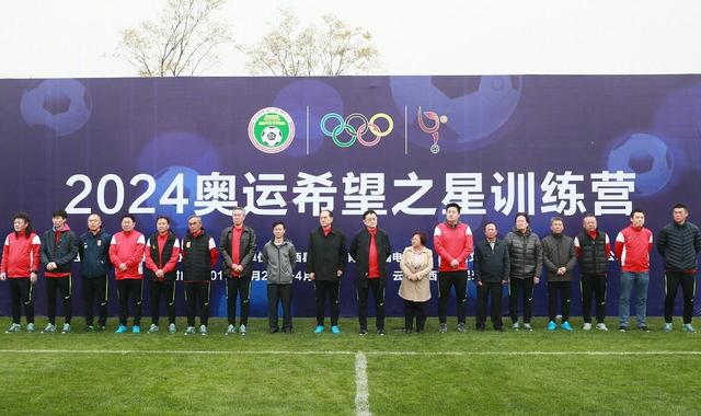 全国51家院线、超60家影投公司及中影、华夏、博纳、横店、猫眼、光线等近30家发行方、制片方代表齐聚，超140部院线优秀国产新片 放电影亏4300万 爆米花赚2亿！