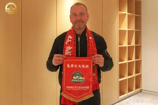 ”《风声》导演高群书说道：“这个旁白是顾晓梦的完全的心声，这就是那个年代人的伟大。