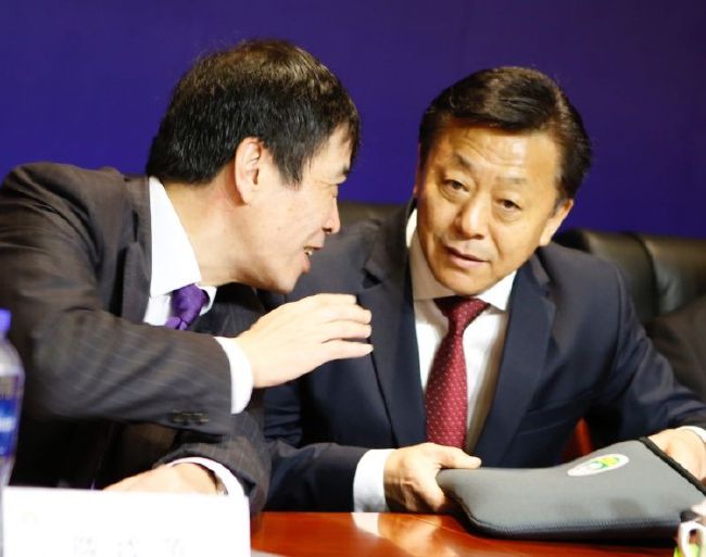 失焦的大胆运用更让人感叹“有颜任性”。
