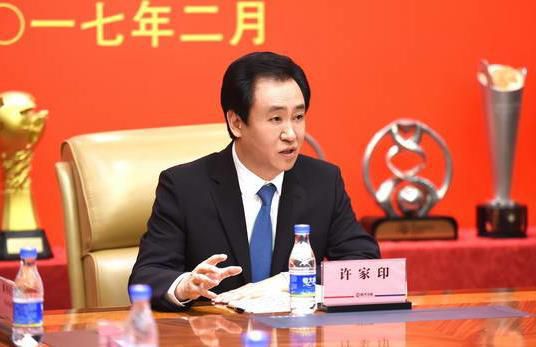 两人都曾与洪尚秀导演有过合作，金尚庆所属经纪公司于6日表示，金尚庆除了让洪尚秀导演请吃饭以外没有要求其他任何费用。