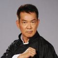 该款MV由本片的主演——素有“宝莱坞之王”的著名男星沙鲁克·汗亲自出演并献唱。