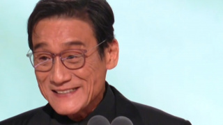 周迅助推青年摄影师 展现多面时尚魅 裘德·洛希望继续拍《神奇动物》：会一直等待 大片推荐 >> 动作 悬崖之上 8.2 暗藏汹涌谍战传奇 剧情 山河披锦绣 7.5 退耕还林脱贫致富 历史 大决战之淮海 9.0 抗战经典淮海战役 大决战之辽沈 改变历史史诗战略 剧情 免费 6.7 当代青年创业故事 爱情 漂亮的女邻居 7.5 三男子倾心一村姑 | | | | | | 电影频道节目中心官方网站 意见反馈 手机浏览精彩资讯 返回顶部 | (1/4) 詹妮弗·劳伦斯挺二胎孕肚出街 穿豹纹大衣时尚别致 | (2/9) 组图：詹妮弗·劳伦斯挺二胎孕肚出街 穿豹纹大衣时尚别致 重新播放 大图播放 猜你喜欢CCTV6 VIP影院 搜索 电影 星闻 独家 更多 专题 图片 视频 滚动 首页 新闻 大片 影库 CCTV6 VIP影院 客户端 电影网>新闻>明星资讯 詹妮弗·劳伦斯挺二胎孕肚出街 穿豹纹大衣时尚别致 时间：2025.Laura Simpson介绍而相识，交往8个月后就火速订婚。